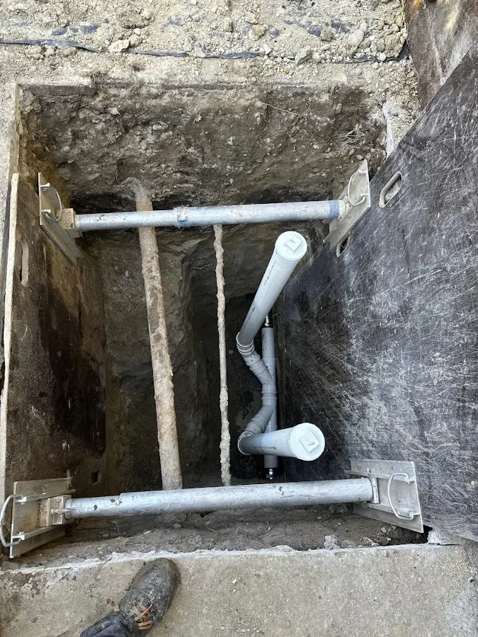 Experienced plumber completing Drain Cleaning work in Parkesburg
